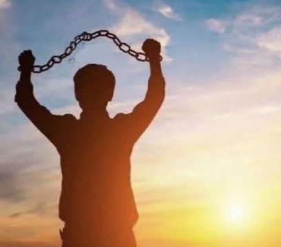 Zeroawen's tweet image. JOINING SERVERS IN DISCORD AND NEVER TALKING IN IT