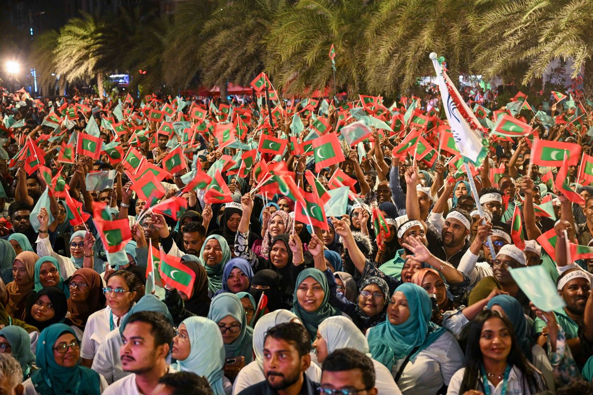 The images speak volumes, revealing their stories with pure heart and soul. ❤️🫶