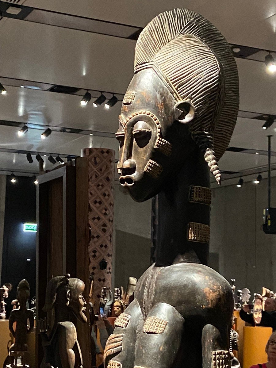 TsarEventsAR's tweet image. В Московском Музее «ЗИЛАРТ» проходит выставка «Африканское искусство: боги, предки, жизнь» —подробный разбор искусства народа Африки 

#зиларт #музейзиларт #москва #музеимосквы  

 just-moskva.ru/2026/01/08/vys…