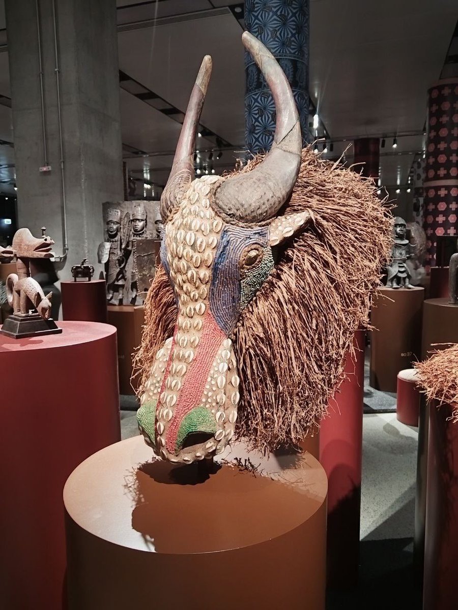 TsarEventsAR's tweet image. В Московском Музее «ЗИЛАРТ» проходит выставка «Африканское искусство: боги, предки, жизнь» —подробный разбор искусства народа Африки 

#зиларт #музейзиларт #москва #музеимосквы  

 just-moskva.ru/2026/01/08/vys…