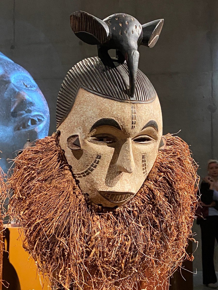 TsarEventsAR's tweet image. В Московском Музее «ЗИЛАРТ» проходит выставка «Африканское искусство: боги, предки, жизнь» —подробный разбор искусства народа Африки 

#зиларт #музейзиларт #москва #музеимосквы  

 just-moskva.ru/2026/01/08/vys…