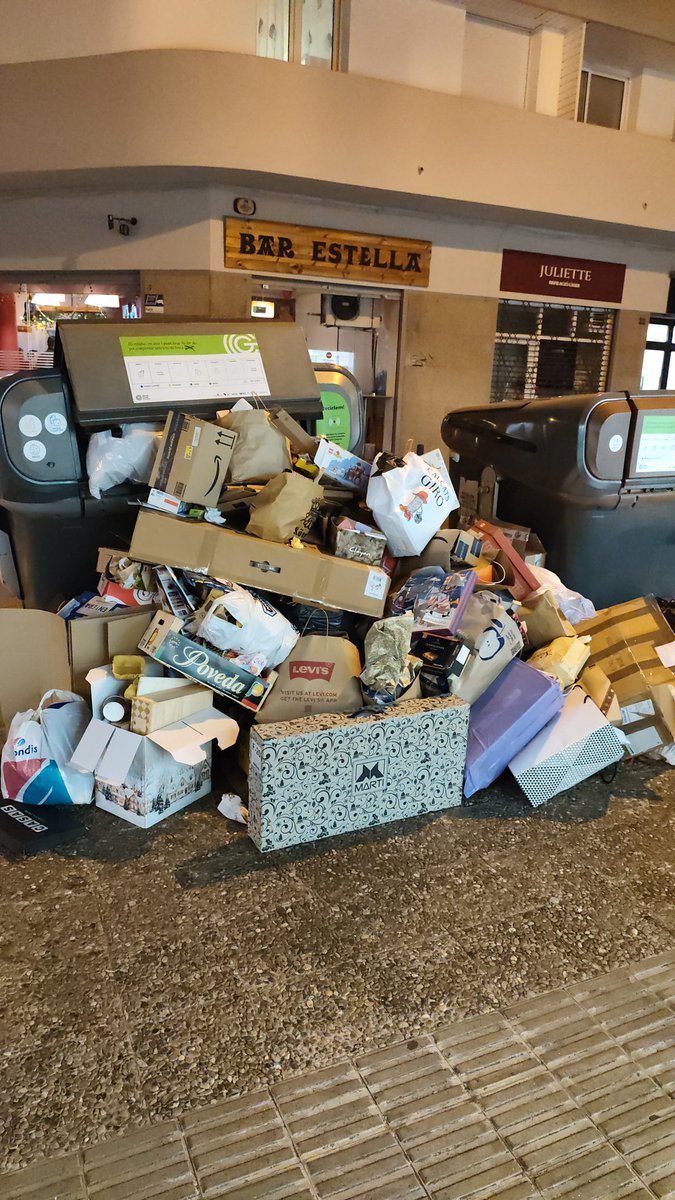 Ups. #gironaenamorafort <a href="/Girona_Cat/">Ajuntament de Girona</a>