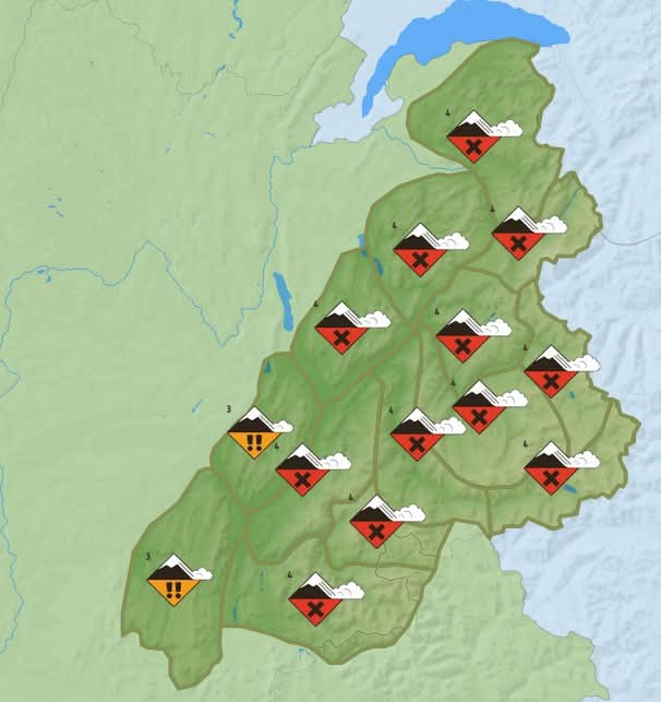Fortes chutes de neige (60cm à 1m en altitude de jeudi à dimanche matin) et vent d’Ouest tempétueux : manteau neigeux très instable.

⚠️ Risque d'avalanche Fort (4) sur les massifs de Belledonne, Grandes-Rousses et Oisans. 

📷 Risques-Avalanche <a href="/meteofrance/">Météo-France</a>