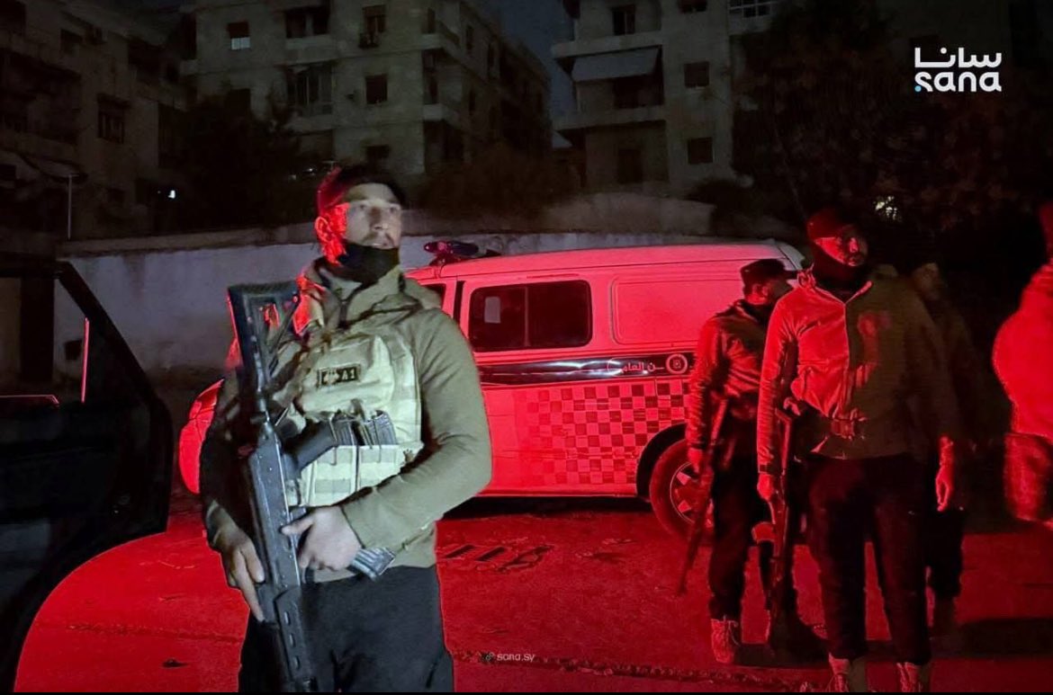 tmrrah9's tweet image. الليلة:

بعد إنهيار الانتقالي في اليمن …

قسد تنهار في حلب أمام الجيش السوري