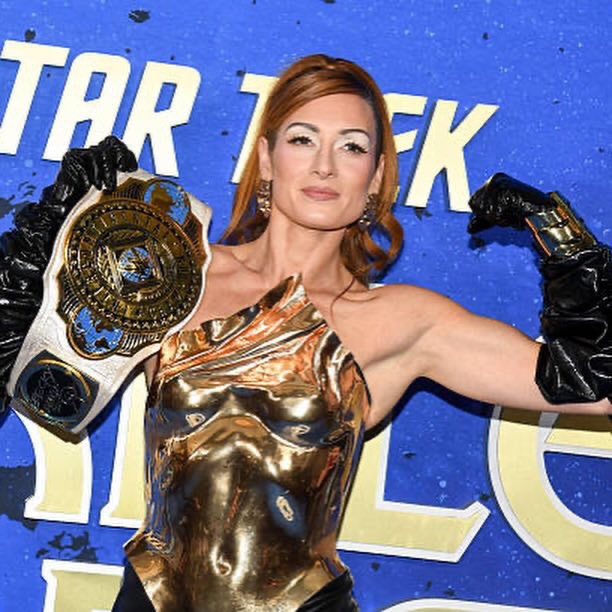 BeckyTheChamp9's tweet photo. the champ is here. https://t.co/0KwDDRnRXJ