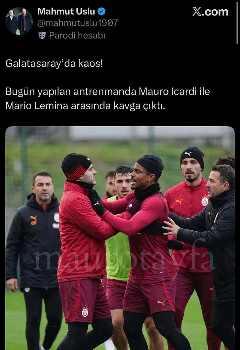 GSHamzaGS's tweet image. Çaresizliklerini şöyle anlatayım, yapay zekaya görsel hazırlatıp böyle yalan dolan haberler yapıyorlar.

O değilde insan şunu paylaşmaya utanır.

Icardi ve Lemina hariç arkadakiler kim 😄 buna inananda binlerce fbli var.

Acı olan bu 😂