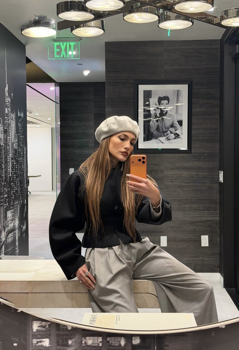 Jennifer Lopez stuns in new photo.