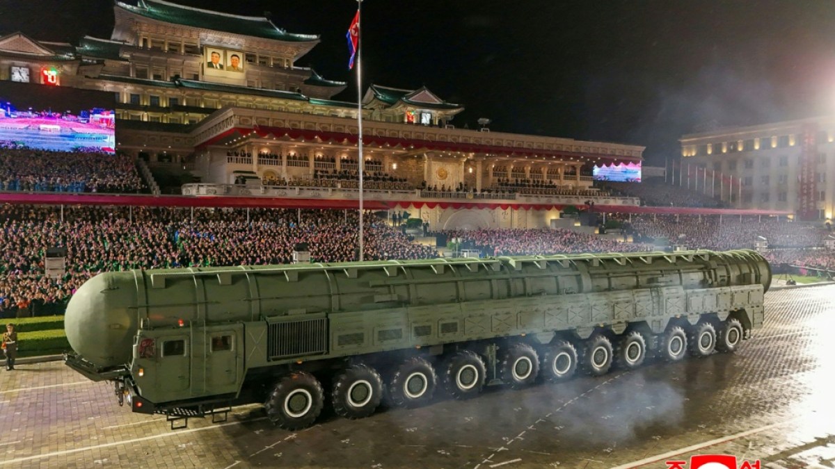 NUEVO SISTEMA: RELACIONES DE COREA DEL NORTE ,CON TRUM Y USA😹😹🍻
