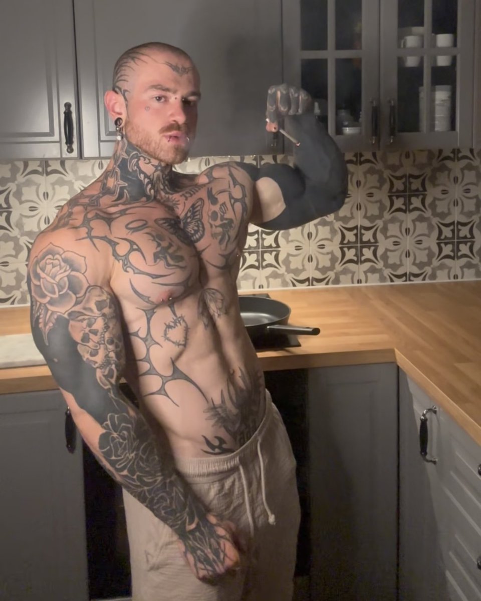 ⚡️baki⚡️ tweet media