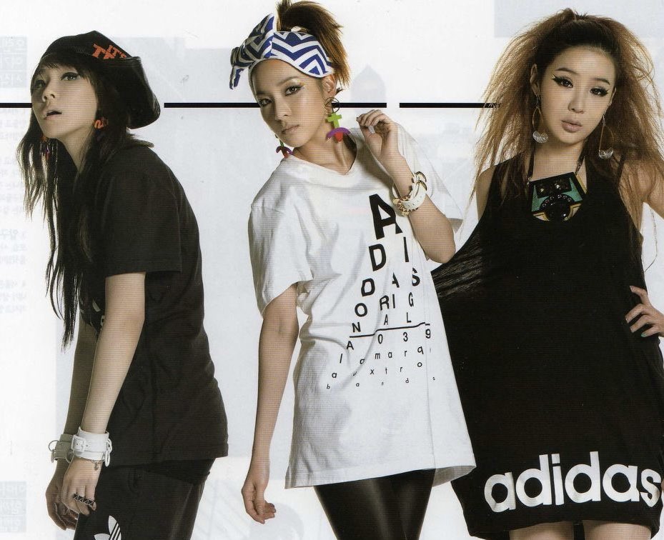 the_best_2NE1's tweet photo. We need another 2ne1 photo shooting 😪 https://t.co/UM24boVvXJ