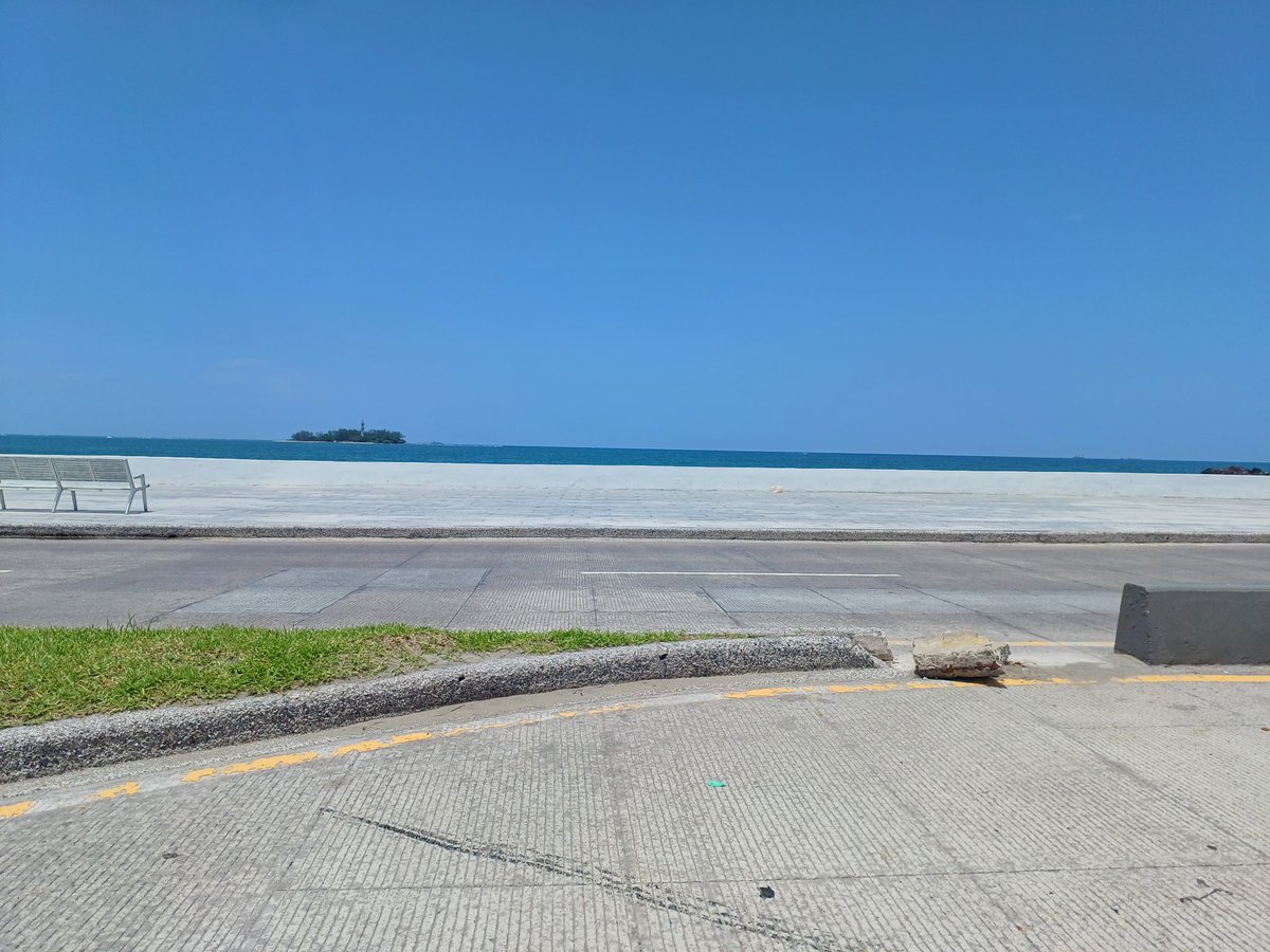 swinger_mario's tweet photo. Andamos por el bello puerto de veracruz, alguna propuestas los leemos 🥵😈😈  estaremos hasta el próximo martes!!!! https://t.co/Rf37nNpEfz