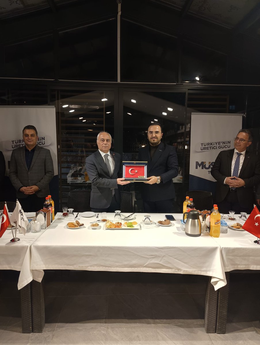 Tokat İl Defterdarı Sayın Servet Yılmaz ve kurum temsilcileri ile, Başkanımız İhsan Misafir’in (<a href="/ihsnmsfr/">İhsan MİSAFİR</a> ) öncülüğünde, üyelerimizin katılımıyla vergi düzenlemeleri ve güncel mali konulara ilişkin bir istişare toplantısı gerçekleştirilmiştir.

Toplantı kapsamında; vergi