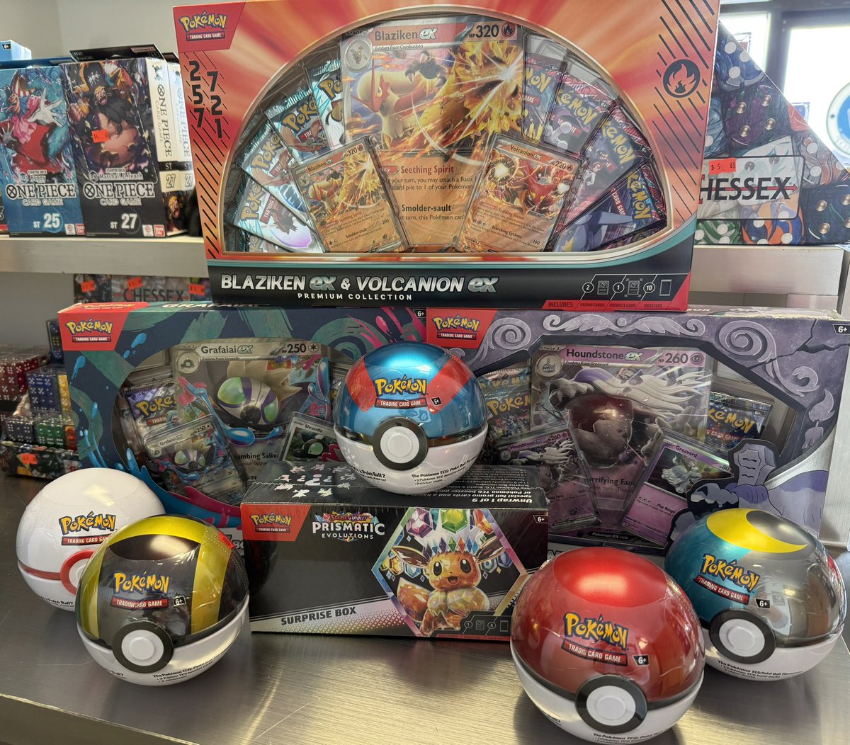 Sealed product for sale‼️ 

Comment name of item to claim! 

Add $5 for shipping any amount

Any pokeball tin $15 (please specify which pokeball when claiming)
Prismatic surprise box $40
Houndstone ex box $30
Grafaiai box $30
Blaziken and Volcanion box $95

RTs appreciated