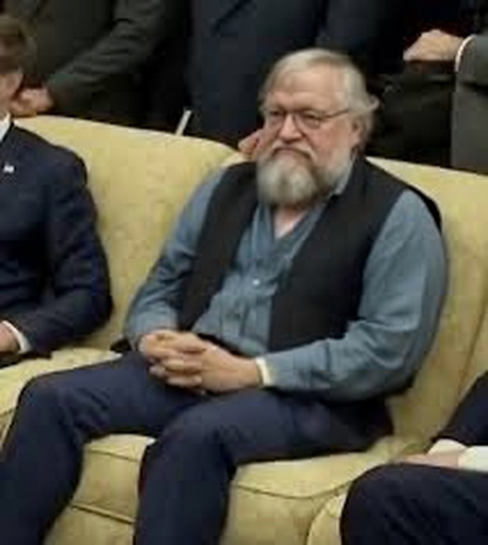 Marco Rubio realizing he has to finish writing A Song of Ice and Fire.