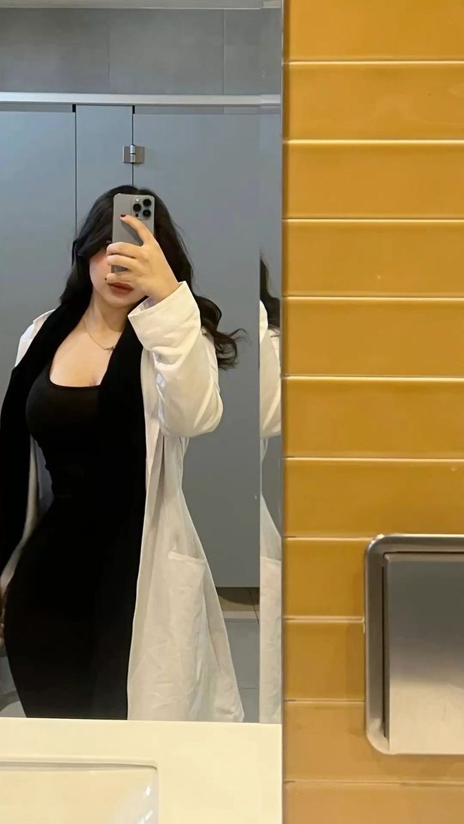 andervilson2's tweet image. كاش الرياض 
كاش يد بيد 
جاده الرياض 
جاده يد بيد 

مين فاضي يقابل..