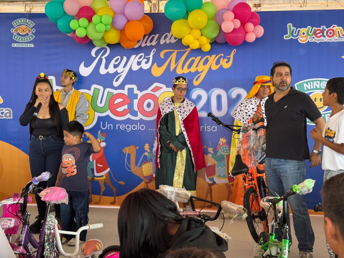 El senador de la República, Félix Salgado Macedonio, acudió como invitado al Juguetón 2026 llevado a cabo por TV Azteca Guerrero este 6 de enero en Niñ<a href="/s/">『S』</a> Felices de Chilpancingo, donde destacó la colaboración ciudadana para lograr la alegría en el corazón de las niñas y niños.