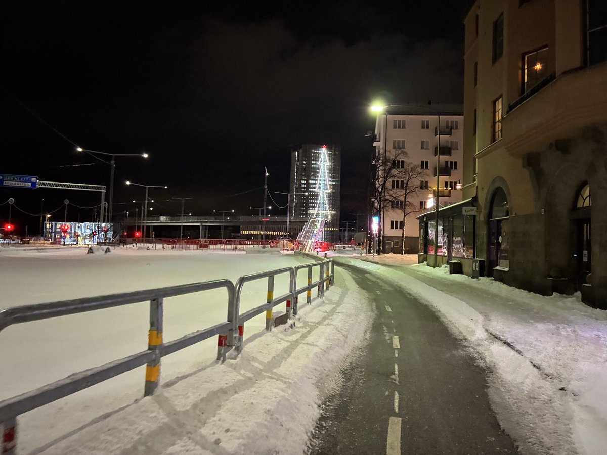 Physiker (w) tweet media