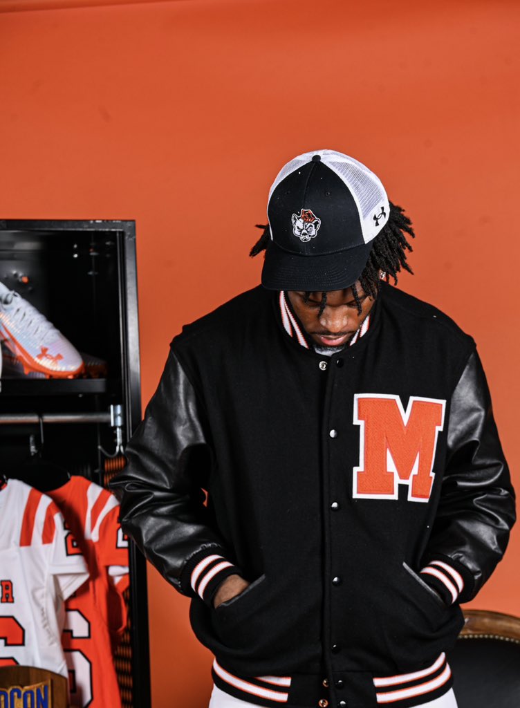 Emmanuel Lane tweet media