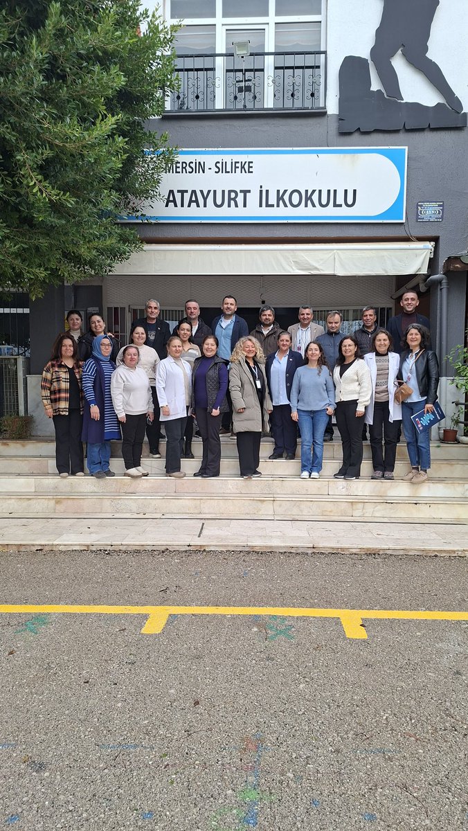 #EgitimisSusmayacak

Laik, bilimsel, kamusal eğitim mücadelesi susturulamaz.
Eğitim emekçilerinin sesi engellenemez.