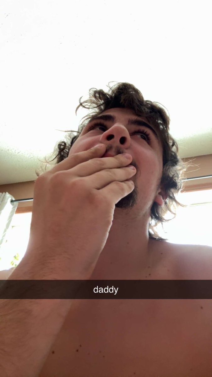 BarstoolPKB's tweet image. Hey @BarstoolPSHS can you tell Zane his daddy is only a freshman