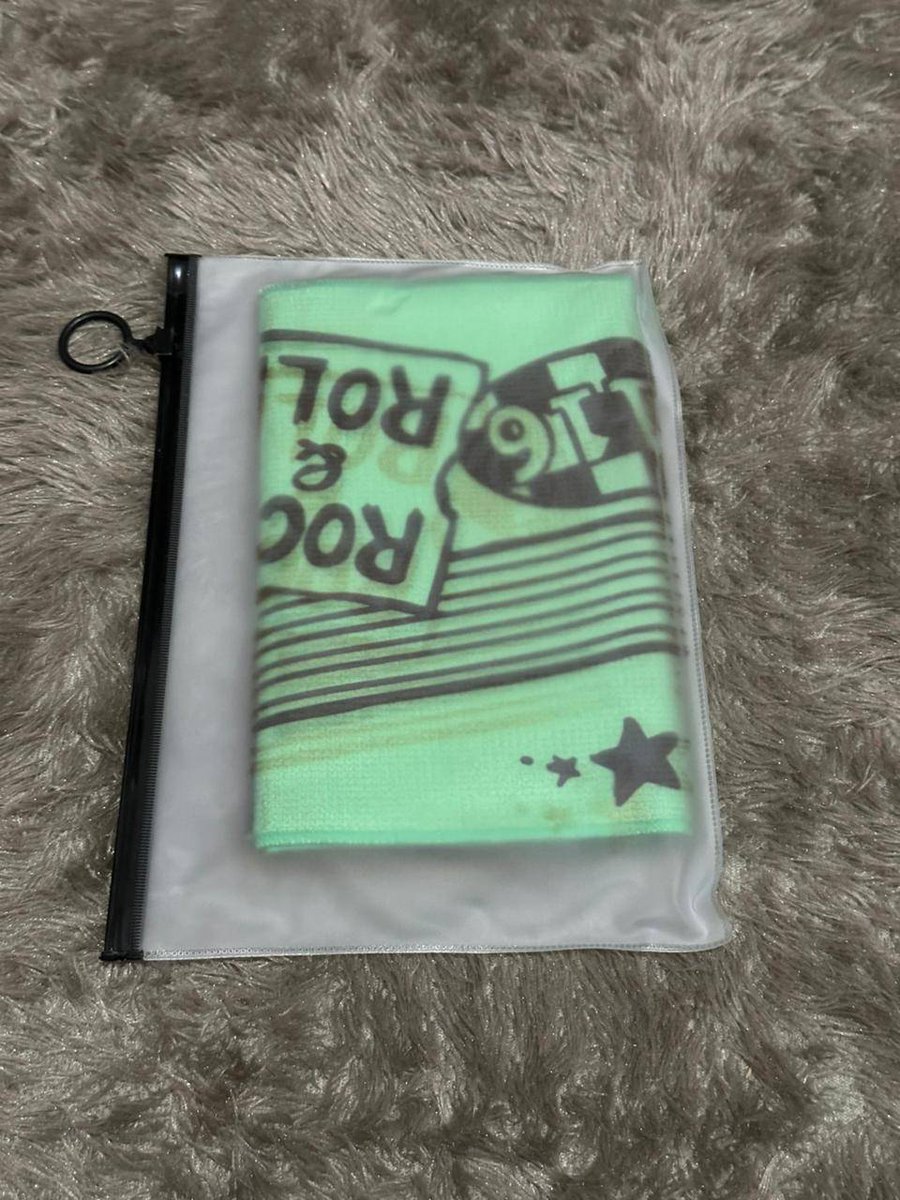 93degree tweet media