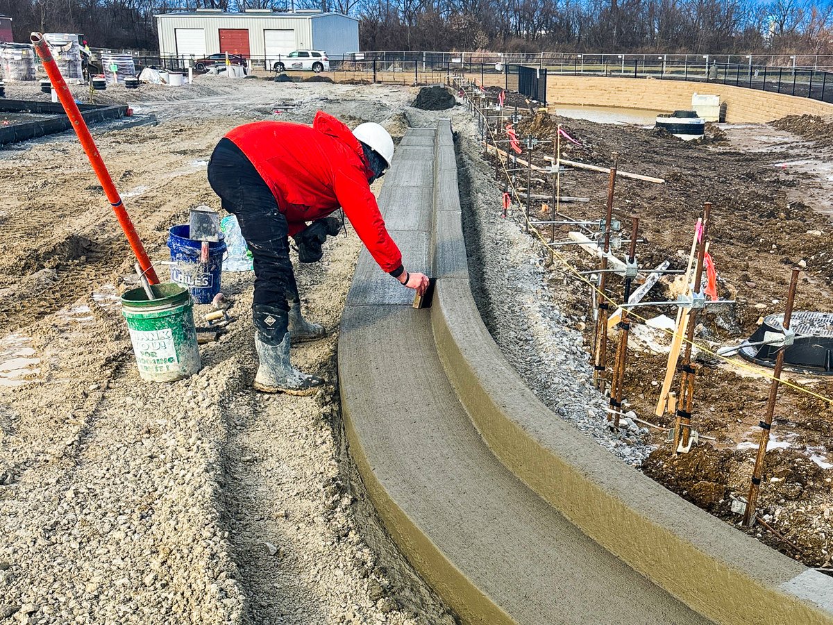 BuiltechLLC's tweet photo. QuikTrip Fairfield, OH update: ⚡️ Permanent power is in + plumbing rough-in passed inspection—clearing the way for interior work. Right People. Right Projects. 💪
#BuildingWithBUILTECH #CommercialConstruction #RetailConstruction https://t.co/Sl3E96uGvm