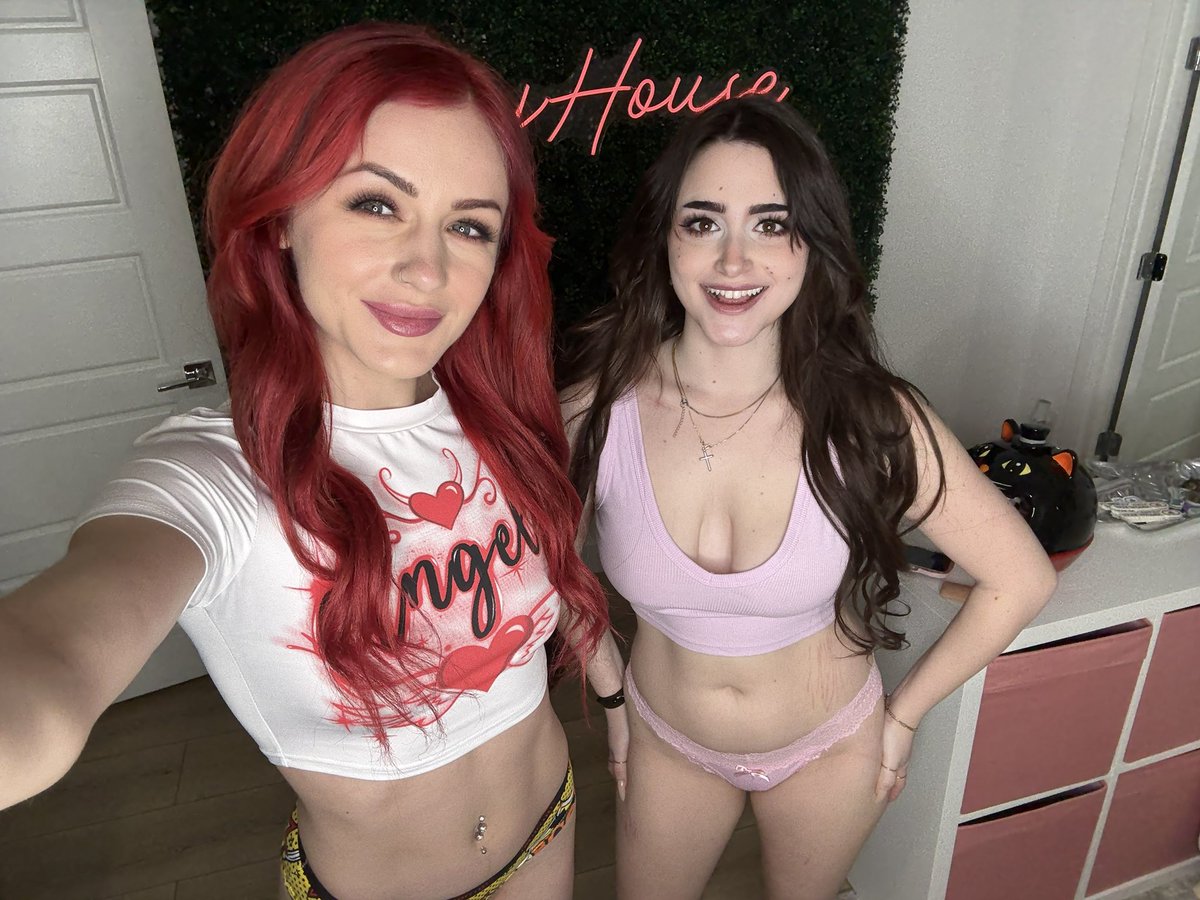 omg <a href="/RosalynSphinx/">Rosalyn Sphinx ♡✧*</a>