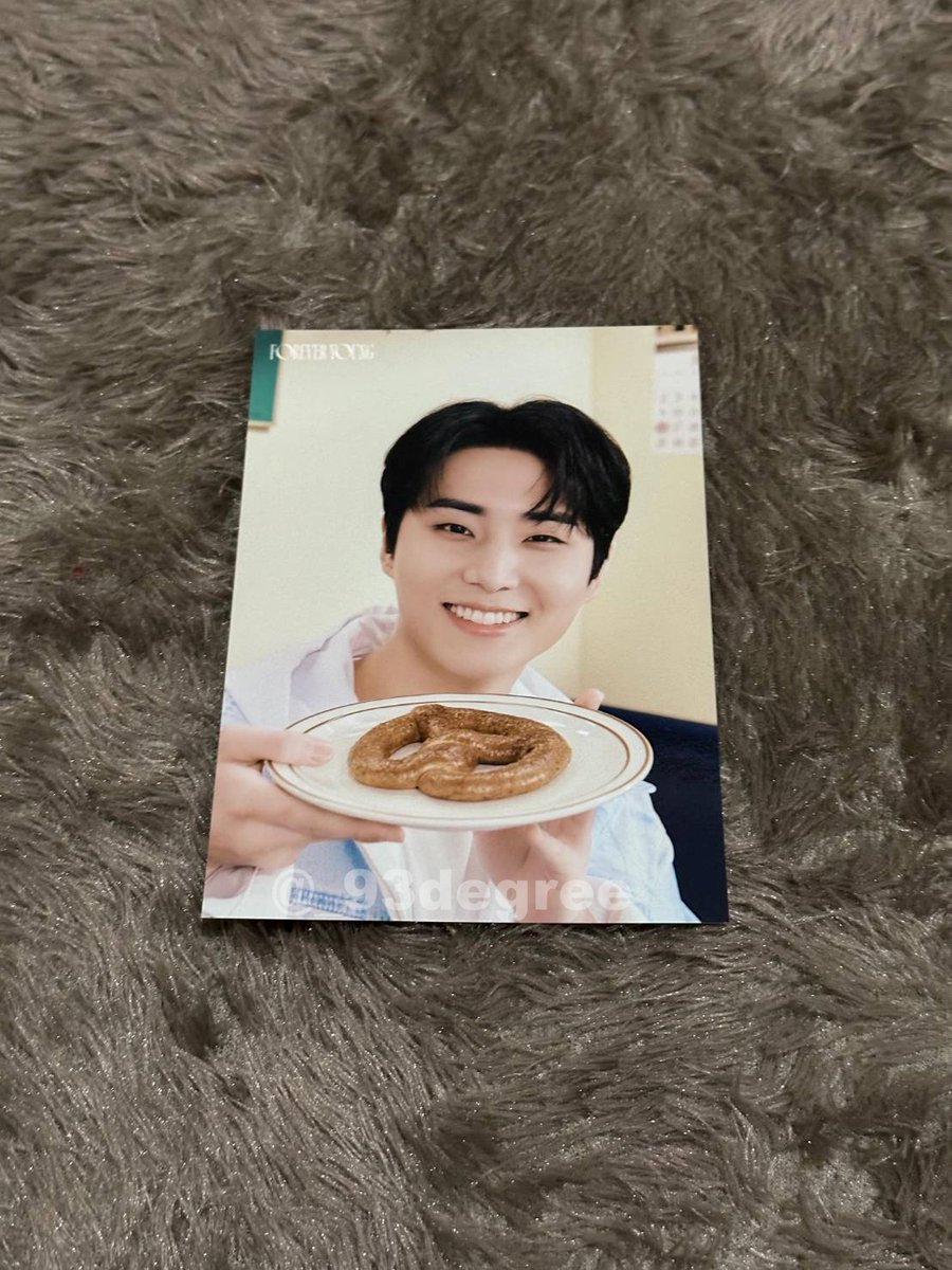 93degree tweet media