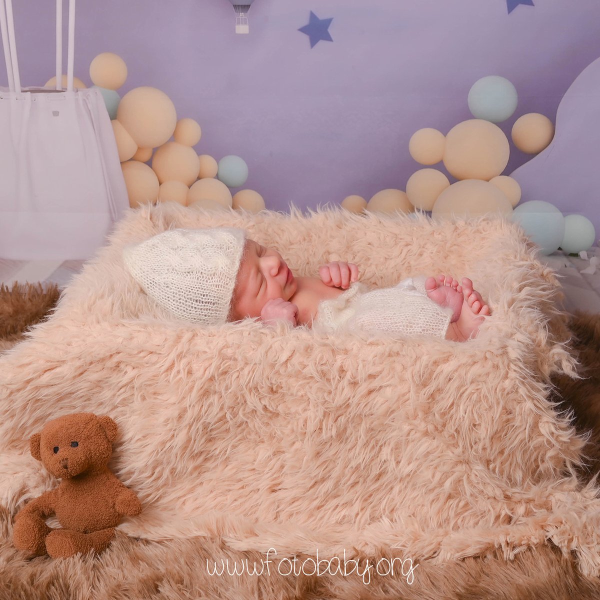 GranadaBaby's tweet photo. Preciosas sesiones fotográficas 📷 Si quieres más info solicita en https://t.co/kcpDzcfYtz #Granada #FotoBabyGranada #NewBorn #Estudio #Bebes #FelizJueves #Jueves #ComercioLocal #Fotografa https://t.co/ZH5h2N2Mnh