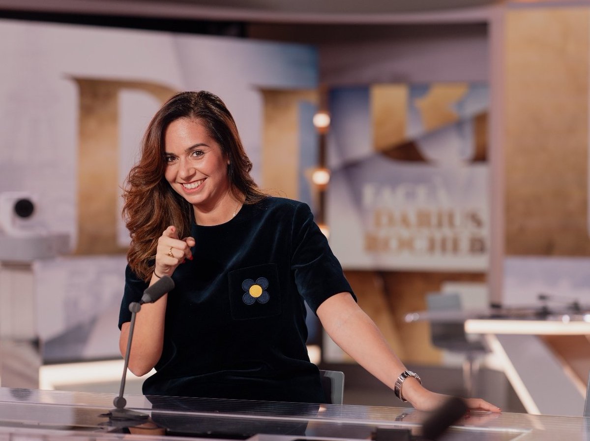 DPPlaFrance's tweet image. Parisiens, partez à la #Reconquête de votre ville.
Vive le pouvoir aux Parisiens !
🛑 aux décisions prises sans eux.
🛑 à la politique déconnectée.
@knafo_sarah, elle, ose vous remettre au centre de la ville. #SarahPourParis