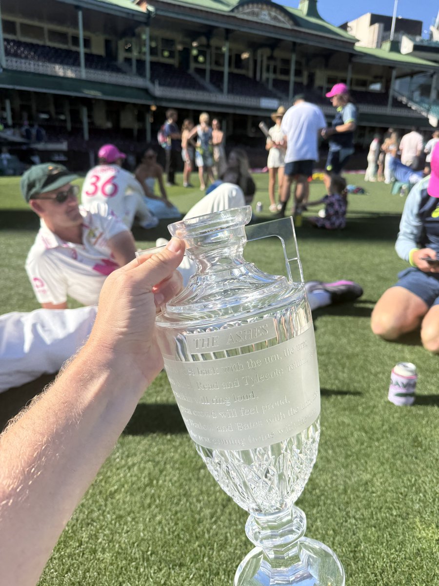 Geologo_Trader's tweet image. Well worth the trip over.

The #Ashes 🇦🇺🏆🏏