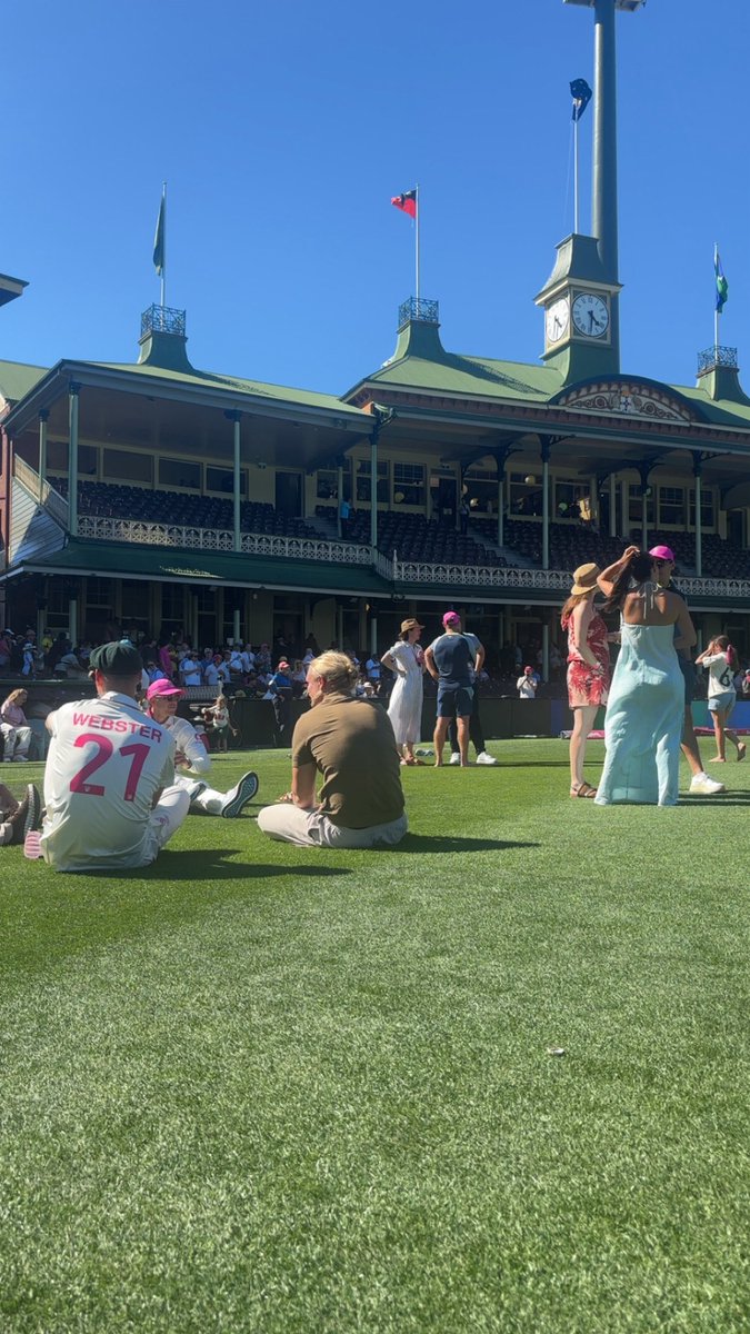 Geologo_Trader's tweet image. Well worth the trip over.

The #Ashes 🇦🇺🏆🏏