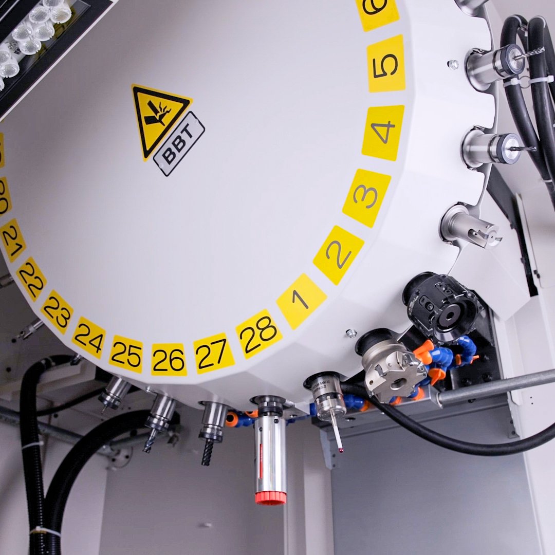 FANUCAmerica's tweet image. Boost🚀 your production with the new #FANUC #ROBODRILL!⚙️ bit.ly/47yv94Y

➕0.7 second tool change
➕Extended Y-axis stroke
➕Increased table size
➕Increased 28 tool storage capacity

@MethodsMT
#5axiscnc #automation #mfg