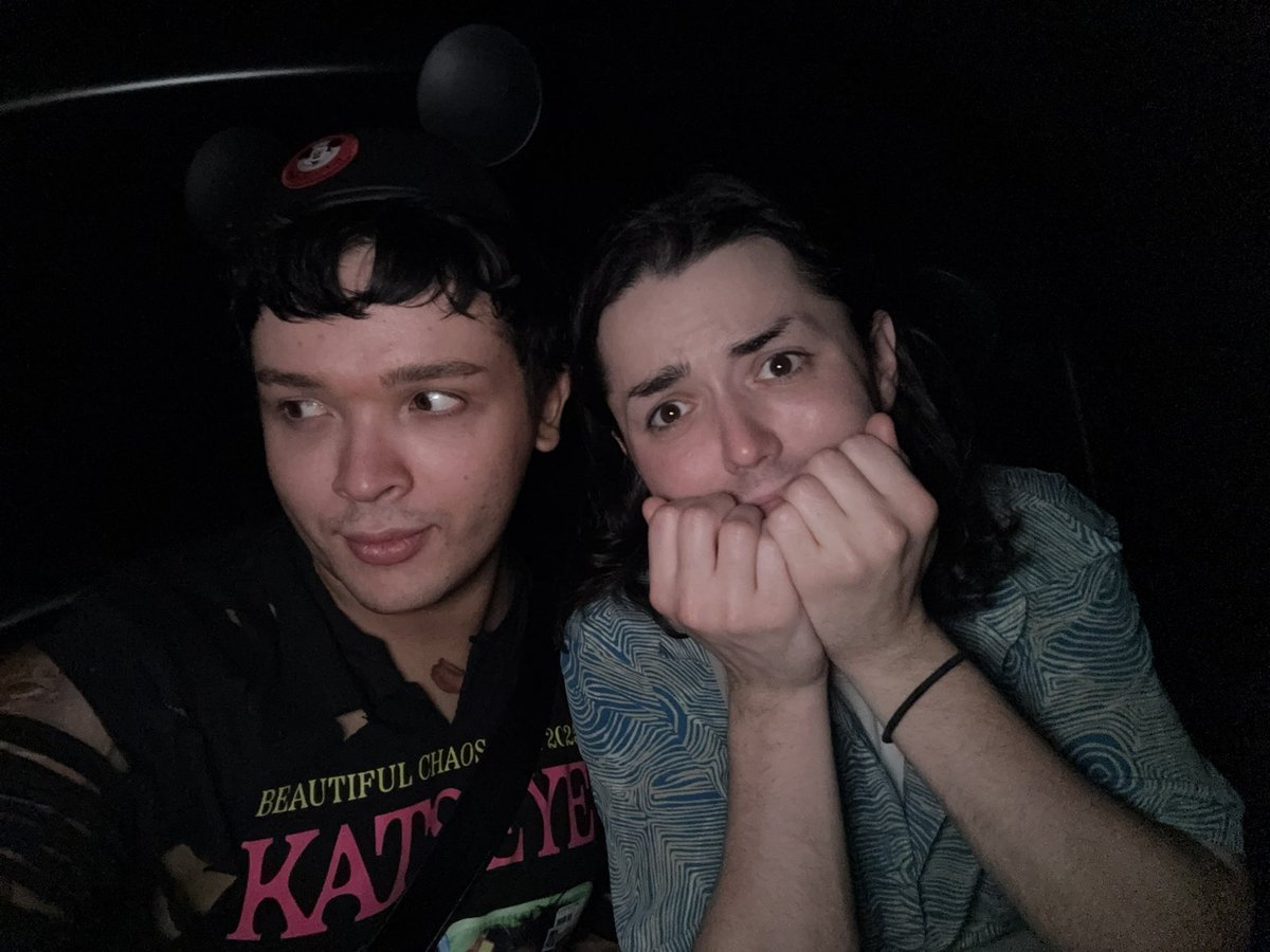 BriarBlush's tweet image. Me and @myki_meeks on the haunted mansion