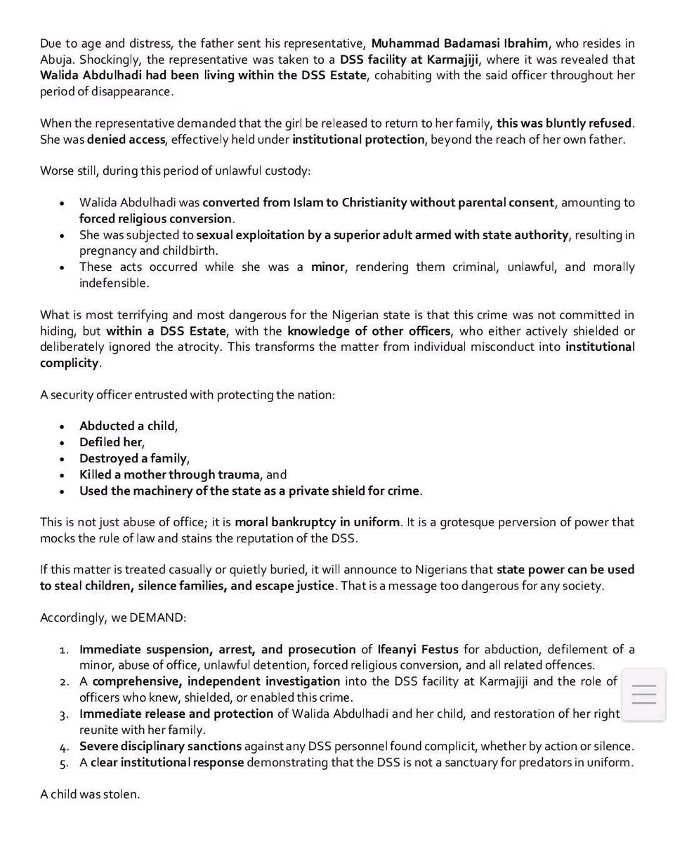 YusufAsunmogejo's tweet image. THE MEDIA HAS BEEN SILENT BUT WE WILL NOT
The silence from the media on this matter is actually scary but we will not keep quiet. Imagine searching for your 16-year-old daughter for two years only to find out she was living inside a DSS facility the whole time with a serving…