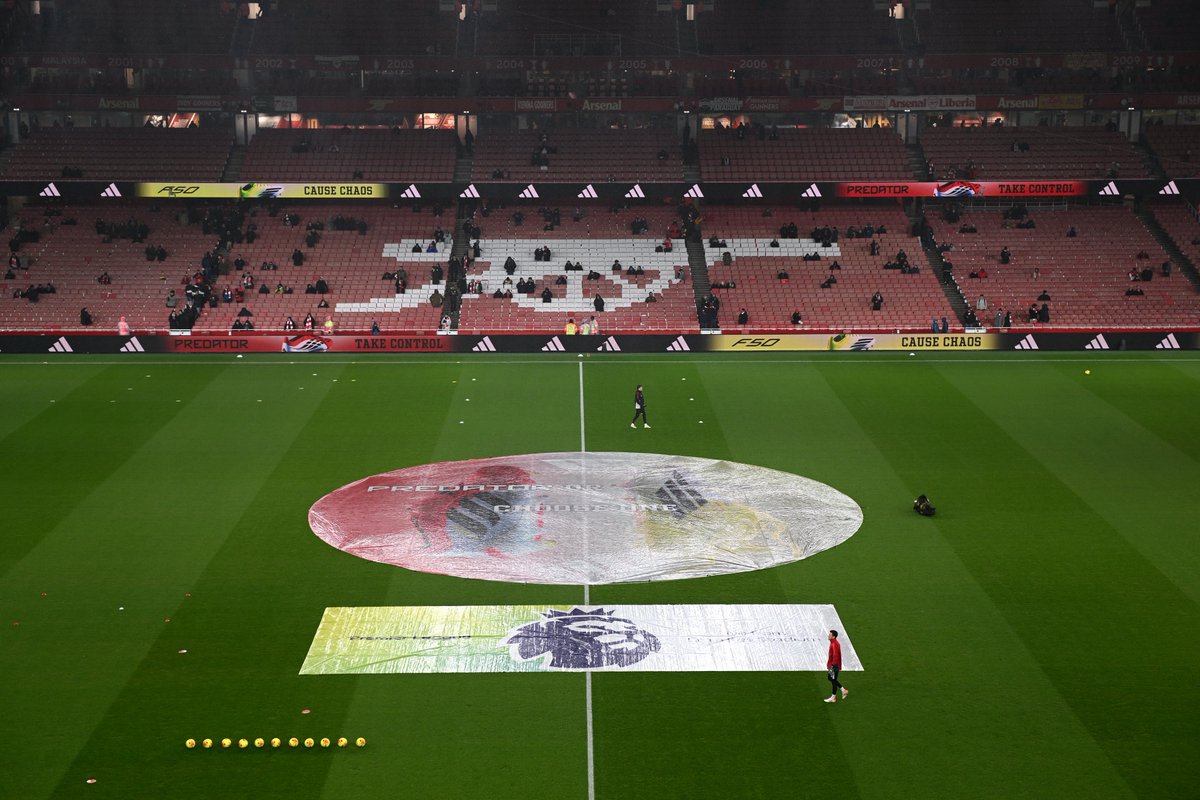 Arsenal's tweet image. Chaos or Control? Choose one.

🤝 @adidasfootball