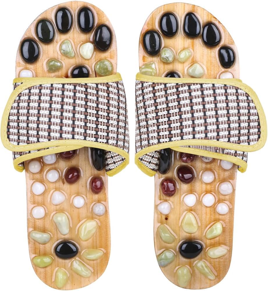 _EricHu's tweet image. Chinese auntie erasure