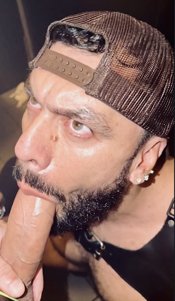 Hey Bro’s 💪🏻😈💪🏻. Locked in a <a href="/HustlaBall_BLN/">HustlaBall Berlin</a>  in Berlin- Germany 🇩🇪dressing room with the sexy stud Andy Toro <a href="/AndyToroXXX/">AndyToro</a> , that was hot, I sucked his big cock 🍆💦and he ate my ass 🍑💦

<a href="/Jupitercolt/">🔱⚜️JUPITER COLT⚜️🔱</a>  <a href="/AndyToroXXX/">AndyToro</a>  <a href="/HustlaBall_BLN/">HustlaBall Berlin</a> <a href="/ColtJupiter/">⚜️🔱JUPITER COLT🔱⚜️</a> 

onlyfans.com/jupitercolt