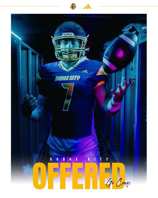 jasaiyah72's tweet photo. @CoachPruitt_DC3 @benton_leroy @TrainerOfSpeed1 @coachtwelch1 @RecruitGeorgia  Blessed to receive an offer from dodge city💜💛 https://t.co/f1rg7ITa0g