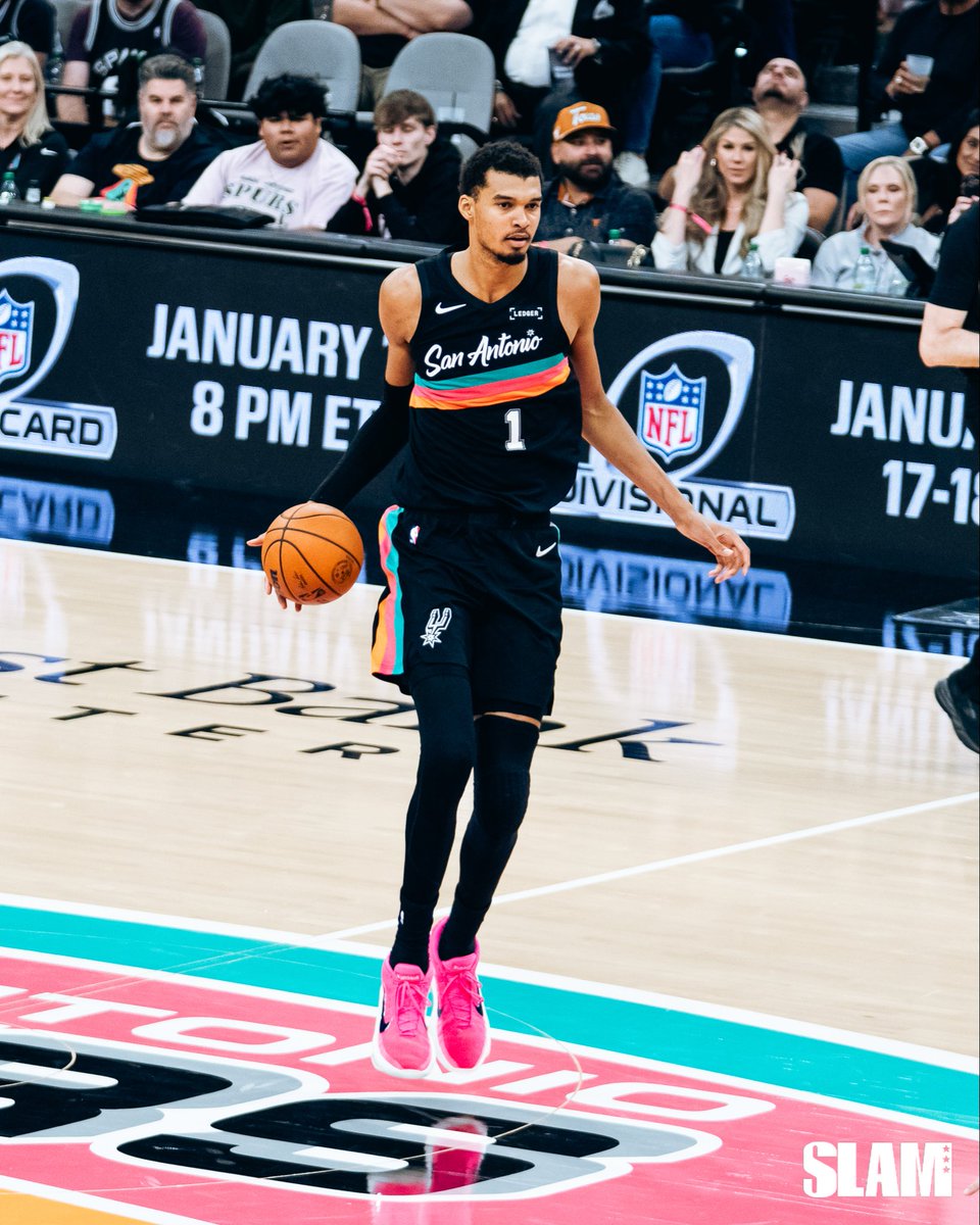 SLAMonline's tweet image. The Spurs cooked with these throwbacks 🔥 

(📸: @Sean_Daniel01)