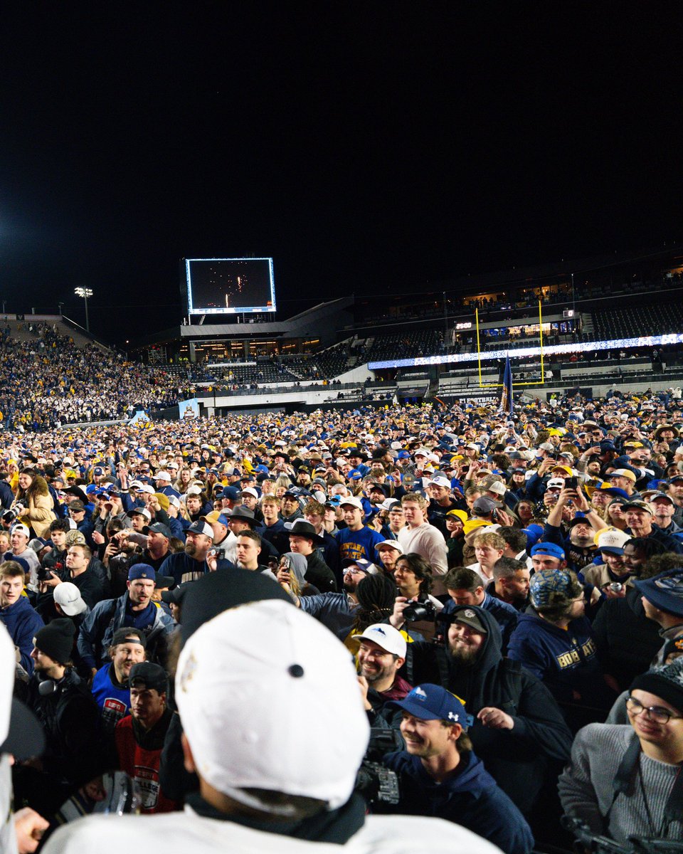 MSUBobcats_FB's tweet image. Bobcat Nation—this championship belongs to you. From sold-out crowds in Bozeman to your unwavering presence at every home game, your energy fueled us every step of the way. You traveled, you cheered, you believed—and when it mattered most, more than 15,000 strong turned Nashville…