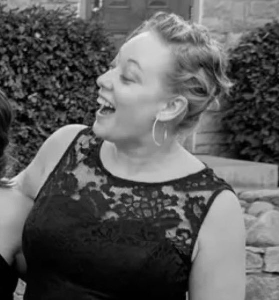 Jvnior's tweet image. If she was jewish, 

Netanyahu and Trump would have wrote deep condolences and rushed to serve her family.

But she’s Christian, so they called her a domestic terrorist and spat on her grave.

🕊️Renée Nicole Good, the poet and mother murdered by Trump’s israeli-trained ICE agent.