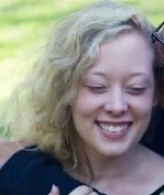 Jvnior's tweet image. If she was jewish, 

Netanyahu and Trump would have wrote deep condolences and rushed to serve her family.

But she’s Christian, so they called her a domestic terrorist and spat on her grave.

🕊️Renée Nicole Good, the poet and mother murdered by Trump’s israeli-trained ICE agent.