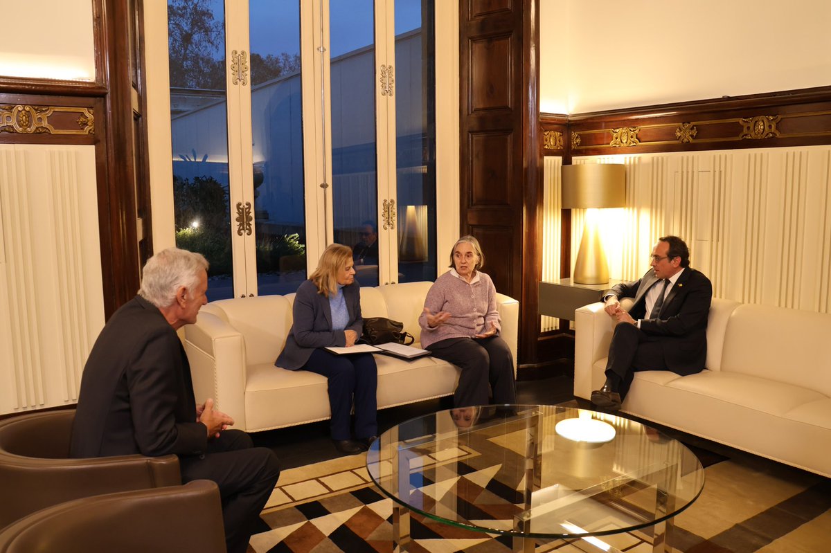 joseprull's tweet image. La Fundació Roure impulsa un projecte pioner per fomentar l'ocupació de persones en situació de vulnerabilitat.

Una iniciativa social que vol fer de la feina un motor d'integració, d'arrelament i de cohesió, i, alhora, combatre l'economia submergida i la precarietat laboral.