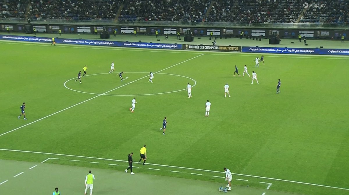 Tsailemec_'s tweet image. 95eme minutes tu sors une passe comme ça mdrrr je préfère pedri tiens