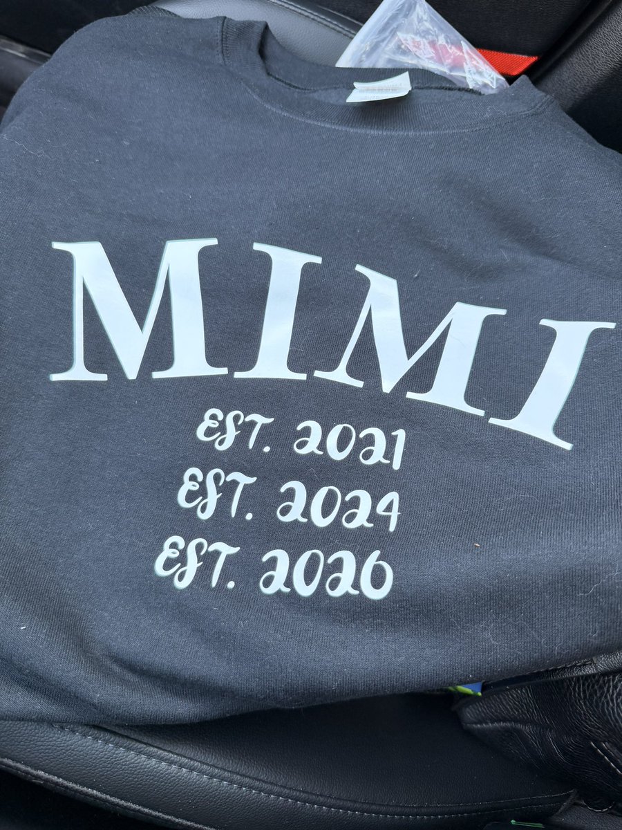 Cindy Hollowell tweet media