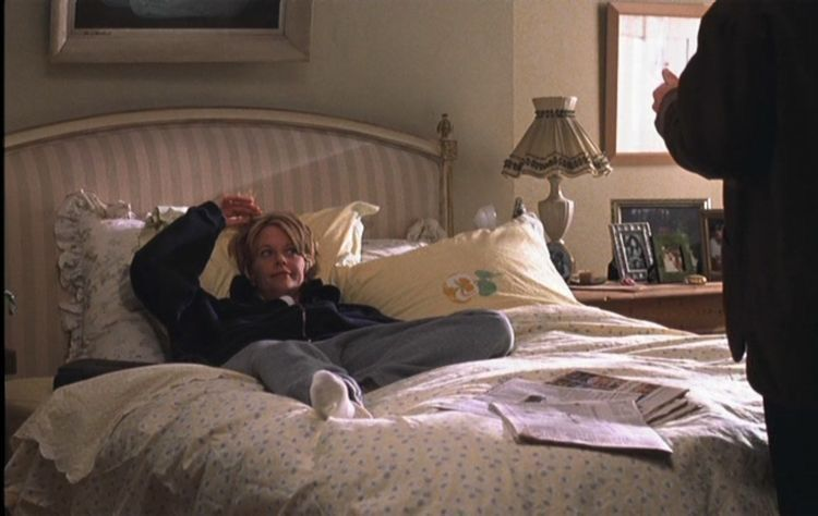 cinevow's tweet photo. Meg Ryan in You've Got Mail, 1998 https://t.co/ptRj2WvcDb