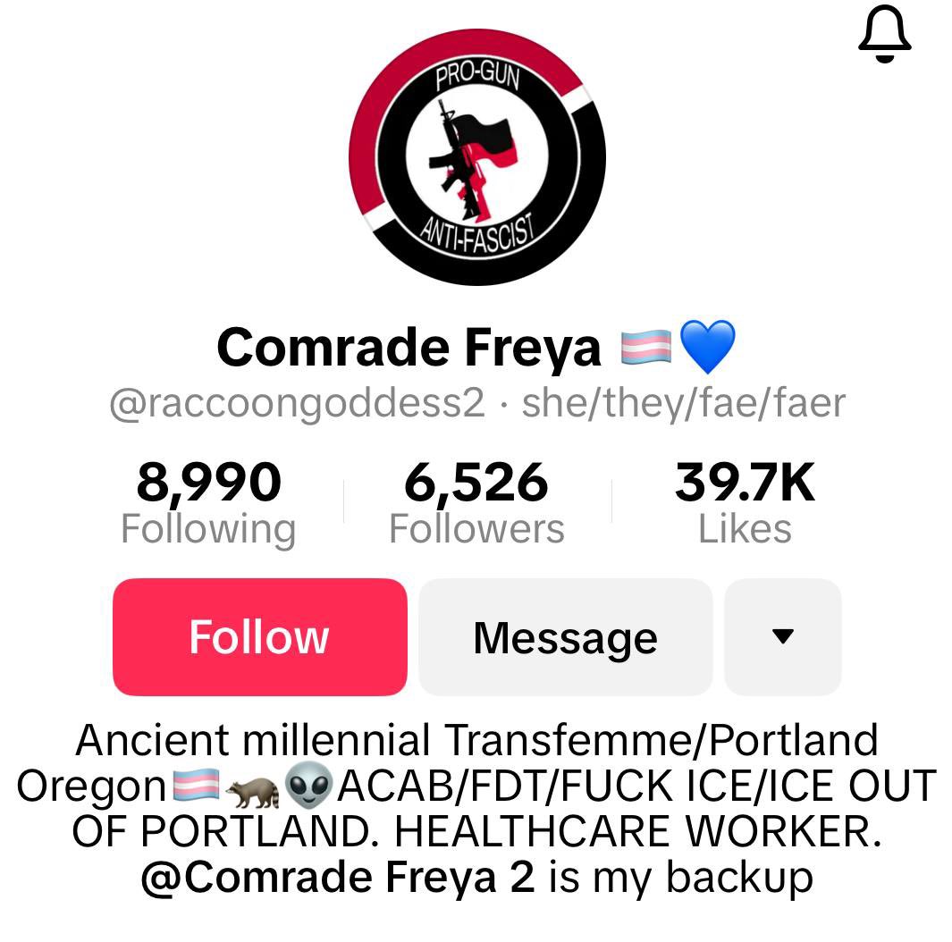 MrAndyNgo's tweet image. I know who this Portland Trantifa is. 

He is Antifa member Shawn Michael Bitgood (b. May 1982). He has changed his name to Jennifer Michelle Bitgood and now, Freya Jode Bitgood. He was a healthcare worker at @providence hospital. He has been accused of r—pe. 

He called for…