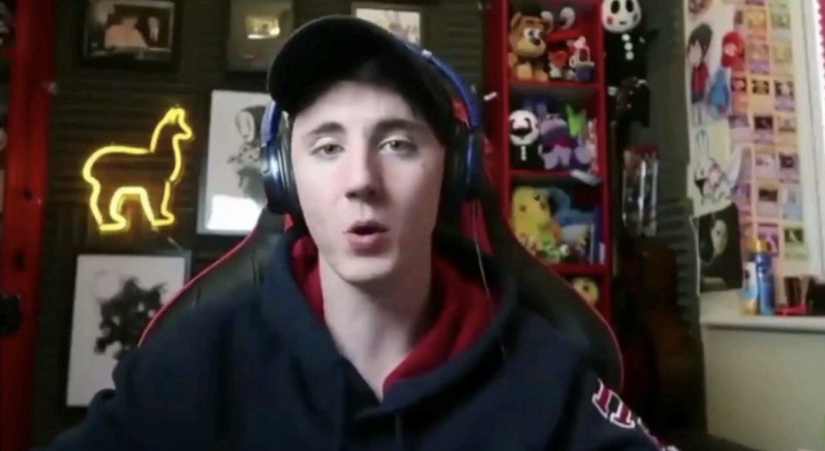 Freddy Fazbear tweet media