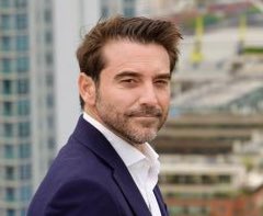 El mayor error de su vida.

Hoy Javier Negre ha traspasado todas las líneas rojas y ha llamado en su panfleto “desquiciada enferma mental” a la mujer asesinada de 3 disparos en la cabeza por los agentes antiinmigración de Trump. 

Negre igual piensa que todavía está en la España